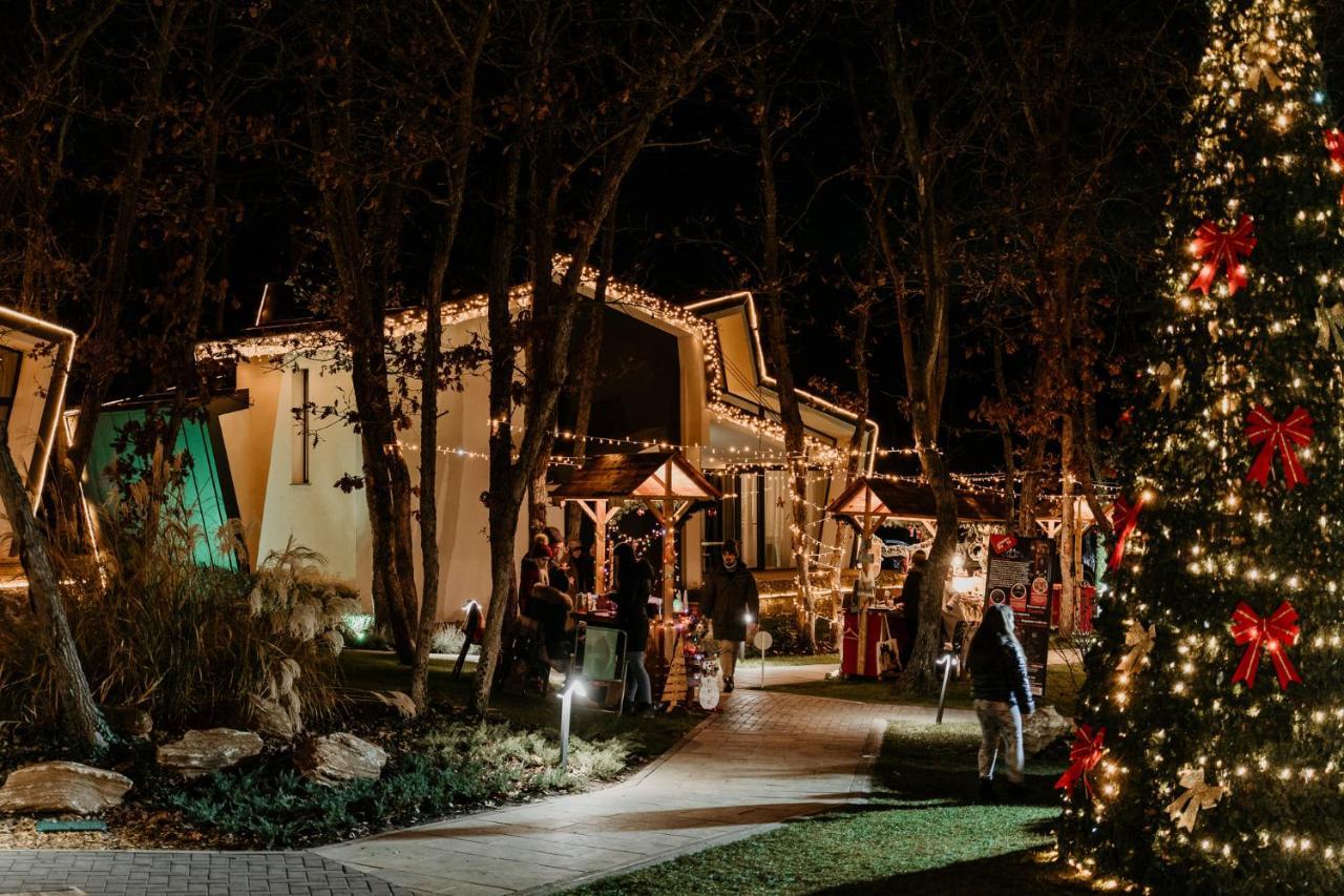 Utopia Forest Burgas Extérieur photo