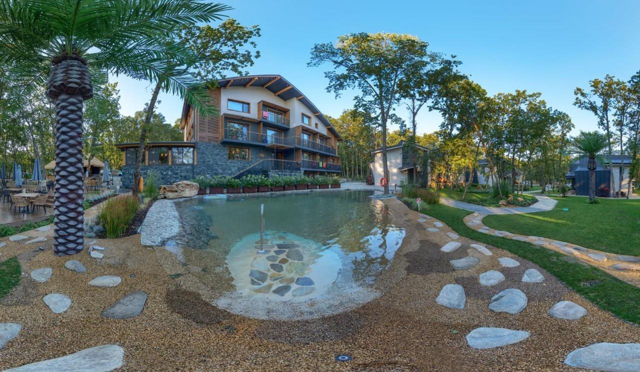 Utopia Forest Burgas Extérieur photo